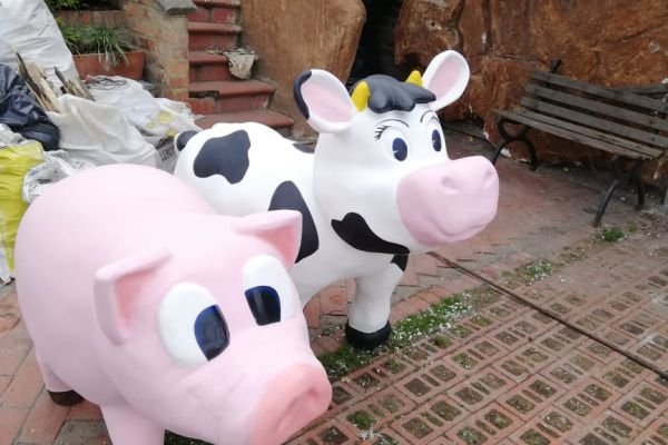 Esculturas en Fibra de Vidrio